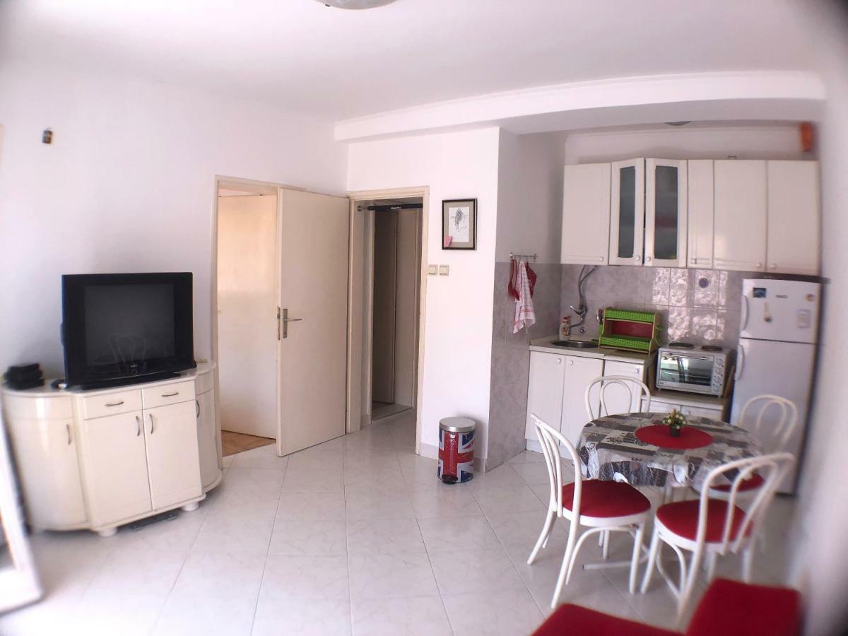 One Bedroom Apartment 500M From The Beach Budva Zewnętrze zdjęcie